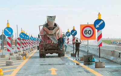Φρένο στα έργα των αυτοκινητοδρόμων