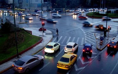 Τέλη κυκλοφορίας: Οι αλλαγές που μελετά η κυβέρνηση