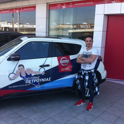 Ο Παγκόσμιος Πρωταθλητής, Λ. Πετρούνιας, κυκλοφορεί με Nissan Juke