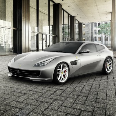 Νέα Ferrari GTC4Lusso T με V8 610 ίππων