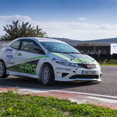 Ολυμπιονίκες και Παραολυμπιονίκες με Type-R στα Μέγαρα