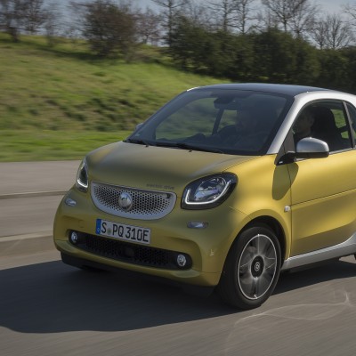 ΟΔΗΓΟΥΜΕ το νέο Smart electric drive