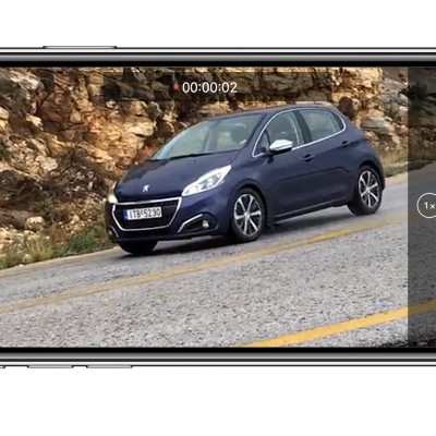 Όταν το Peugeot 208 συνάντησε το iPhone X (video)