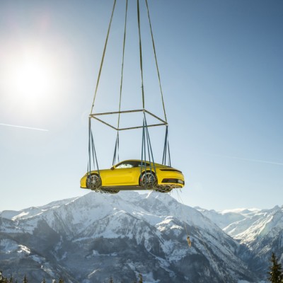 «Πέταξε» πάνω από τα 1.400 μέτρα η νέα Porsche 911