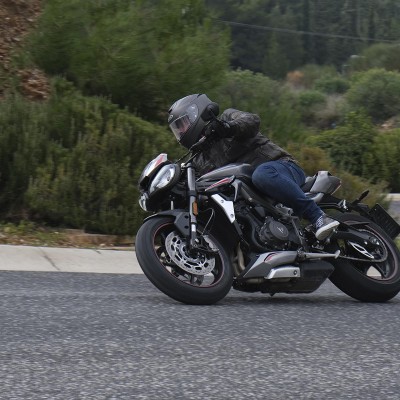 Δοκιμή: Triumph Street Triple 765 RS 2020 - Θρίαμβος μεσαίου βεληνεκούς