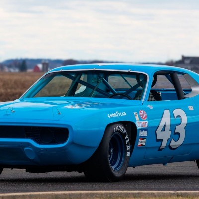 Σε δημοπρασία το τελευταίο νικητήριο αυτοκίνητο NASCAR που βασίστηκε σε όχημα παραγωγής