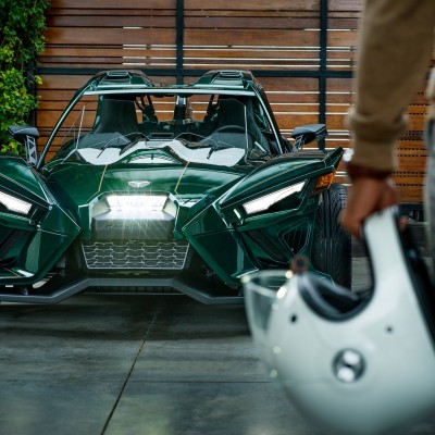 Θα κυκλοφορούσες με το Polaris Slingshot Grand Touring LE; [Video]