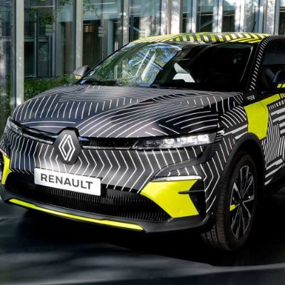 Πρώτες εικόνες του νέου ηλεκτρικού Renault Megane των 220 ίππων