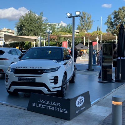 Ελάτε στο Golden Hall και οδηγήστε τα νέα μοντέλα της Jaguar Land Rover