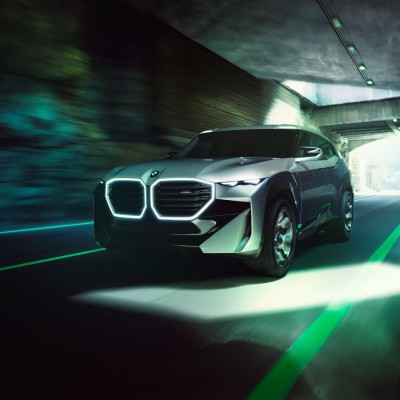 Νέα BMW XM, το επιβλητικό SUV που αποδίδει φόρο τιμής στη θρυλική M1