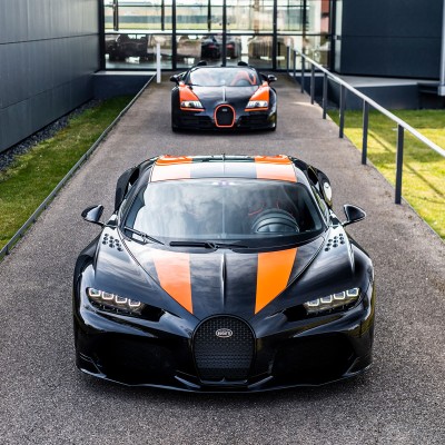 Κι όμως, κάποιος αγόρασε 8 Bugatti!