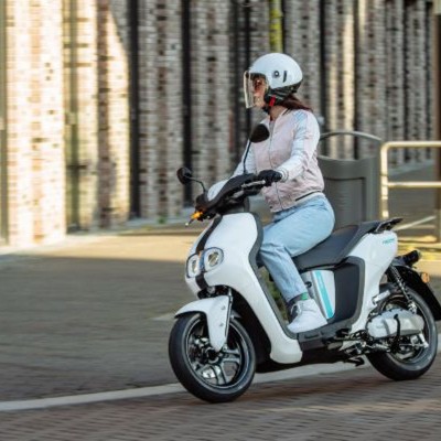 Προσφορά Yamaha Neos: Ηλεκτρικό σκούτερ σε super τιμή