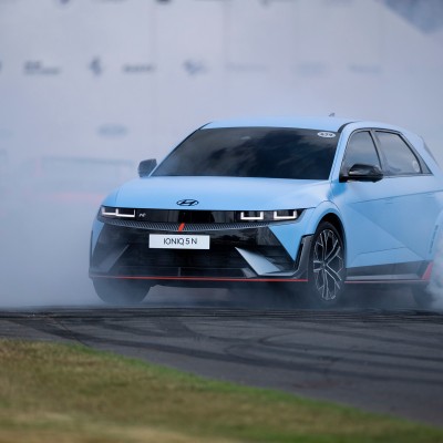 Hyundai Ν - Από το WRC στην κορυφαία τεχνολογία ηλεκτροκίνησης [video]