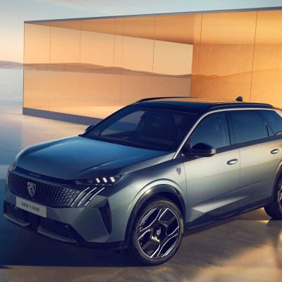 Στην Ελλάδα το νέο Peugeot 5008 - Η τιμή του 7θέσιου SUV