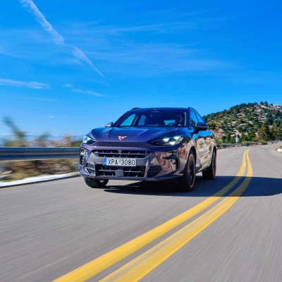 Το μεγάλο CUPRA των 272 που καίει πραγματικά 4,2lt στα 100 km - Έχει έκπτωση 4.000 ευρώ