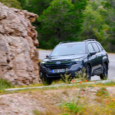 Δοκιμή Subaru Forester e-Boxer: Icon!