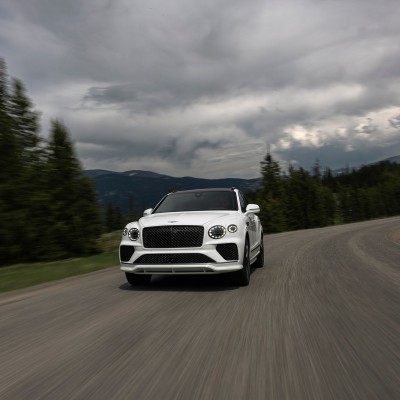 Επίσημο: Αυτό είναι το ισχυρότερο SUV που έχει κατασκευάσει η Bentley! Τιμή στην Ευρώπη