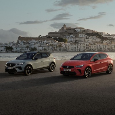 Οδηγούμε στην Ίμπιζα τα νέα SEAT Ibiza και Arona