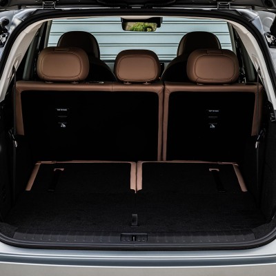 7θέσιο SUV με 428 PS που καίει πραγματικά 5 lt / 100 km - Κοστίζει 52.490 ευρώ