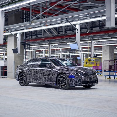 Η BMW ανακοίνωσε κατά λάθος τα ονόματα όλων των αυτοκινήτων που θα λανσάρει το 2027!