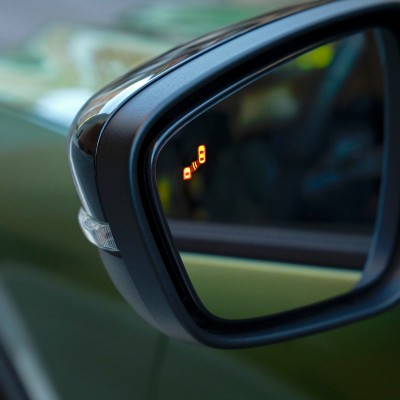 Υβριδικό C-SUV με αυτονομία 900 km και τιμή κάτω από 30.000 ευρώ!