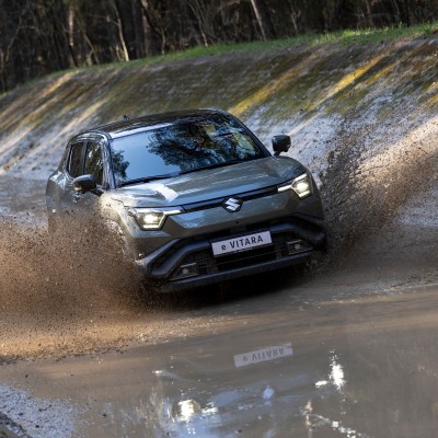 Suzuki e VITARA: Το νέο ηλεκτρικό SUV για πόλη, ταξίδι και περιπέτεια