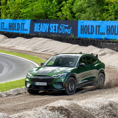 Τα ηλεκτρικά αυτοκίνητα κάνουν… drift; Η Ford απαντάει
