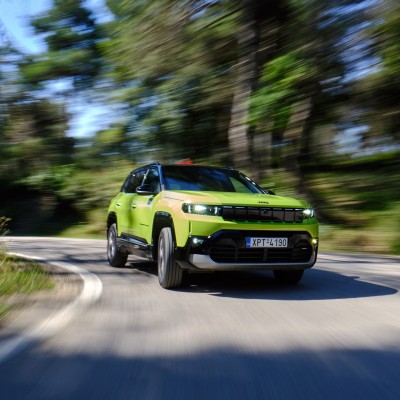 Δοκιμή Jeep Compass e-Hybrid: O ισορροπιστής
