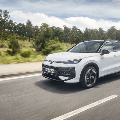 Nέος Full Hybrid κινητήρας με 170 PS για τα Volkswagen T-Roc και Golf - Οι πρώτες τιμές