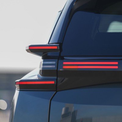 Υβριδικό SUV με χώρο αποσκευών 565 lt και κορυφαίο εξοπλισμό κάτω από 29.000 ευρώ!