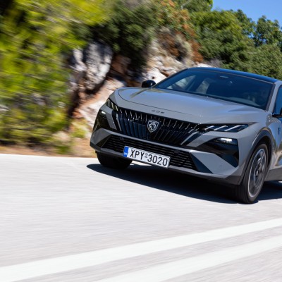 Δοκιμή Peugeot E-408 213 PS: Efficiency Master