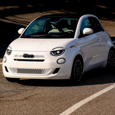 Δοκιμή FIAT 500 Hybrid Cabrio: H αίσθηση της ελευθερίας
