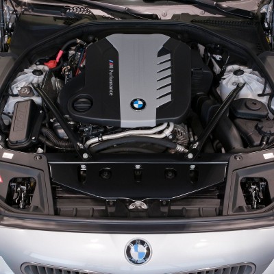 Ο κινητήρας-θαύμα της BMW με τα 4 turbo - Diesel με περισσότερη ροπή από M5