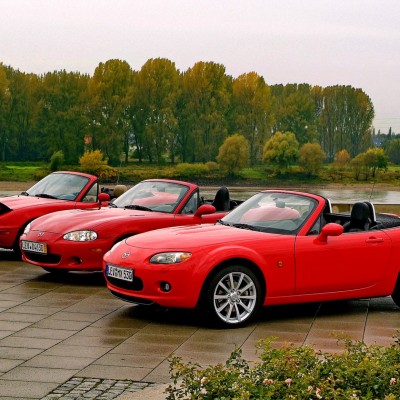 Οι 3 γενιές του Mazda MX-5