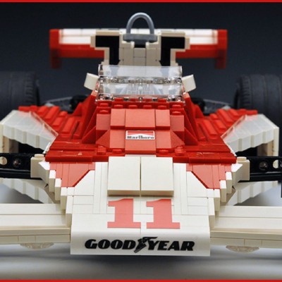 James Hunt από τουβλάκια Lego