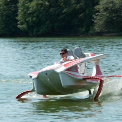 Ηλεκτρικό υδροπτέρυγο για γκάζια στο νερό