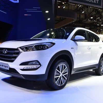 Πρωτότυπα υβριδικά crossover από τη Hyundai