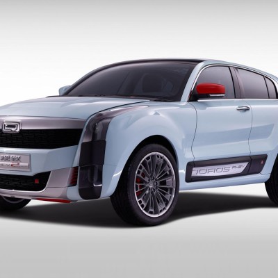 Πρωτότυπο Qoros 2 SUV PHEV στη Σαγκάη