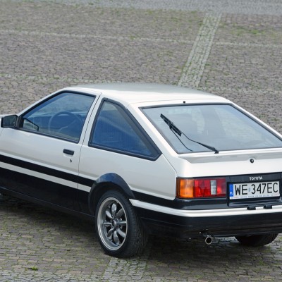 Toyota sports cars: AE86