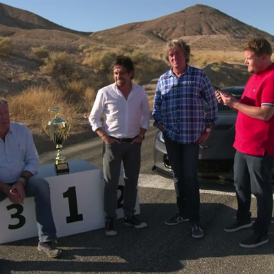 Το τρίο του Grand Tour σε κόντρα με Corvette (vid)