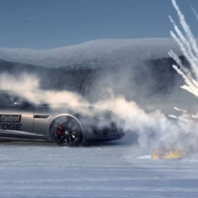 Jaguar F-Type την «είδε» Fast & Furious (video)
