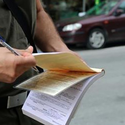 Επιστρέφονται οι πινακίδες από το Δήμο Αθηναίων