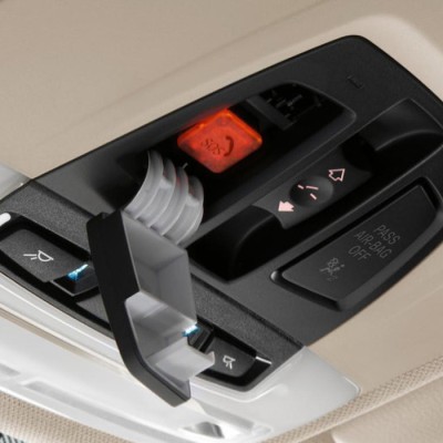 Στάνταρ η κλήση έκτακτης ανάγκης σε όλα τα αυτοκίνητα