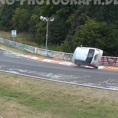 Μήπως το καλύτερο σώσιμο στο Nurburgring; (video)