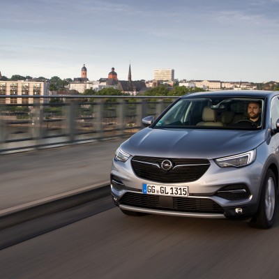 Opel Grandland X με νέο ισχυρό κινητήρα βενζίνης