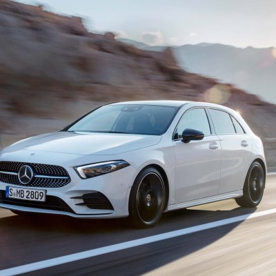 Πρώτη στην κατηγορία των premium αυτοκινήτων η Mercedes-Benz