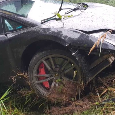 Επισκευή της κατεστραμμένης Lamborghini (video part 2)