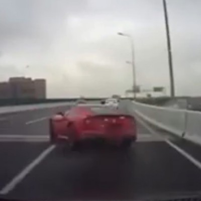 Πώς καταστρέφεις μια Ferrari F12 μέσα σε 16 δευτερόλεπτα (video)