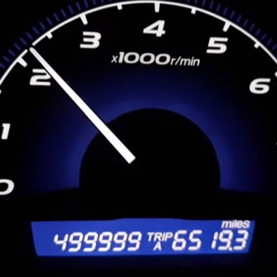 Τι αυτοκίνητο έχει κάνει 800.000 απροβλημάτιστα χιλιόμετρα; (video)