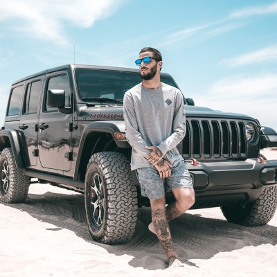 Jeep Wrangler: Η φαντασίωση των surfers (video)